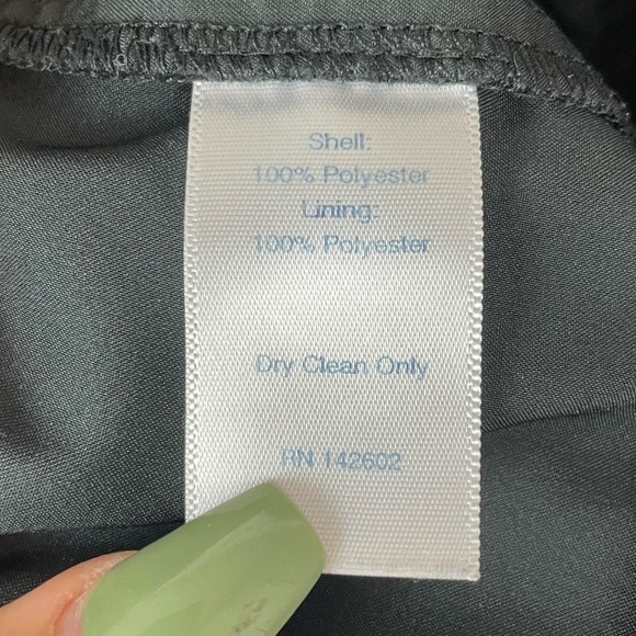 Sail To Sable STS Woman’s Size 4  Black Romper 3/4 Bell Sleeves Preppy - Picture 7 of 8